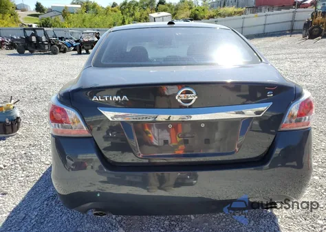 2015 Nissan Altima 2.5 из США, поврежденный, VIN 1N4AL3APXFN334207